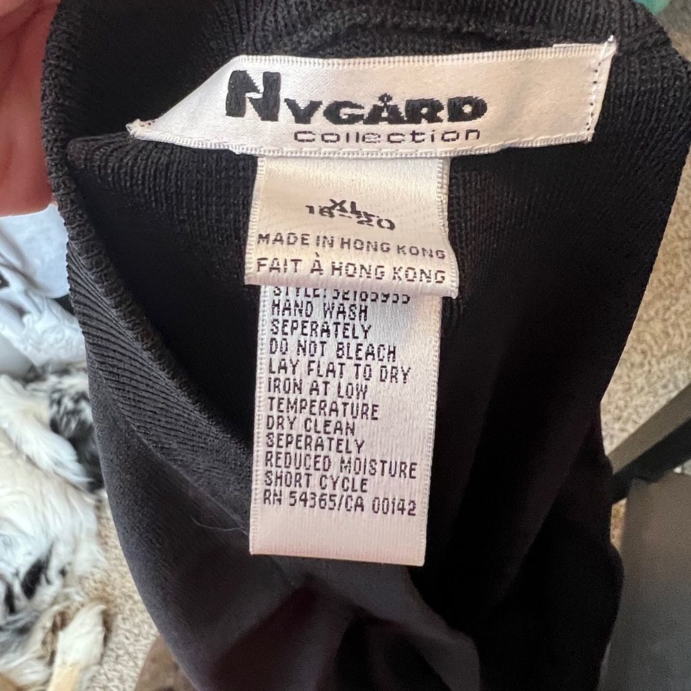 Nygard Collection Black Sweater Skirt - Picture 8 of 8